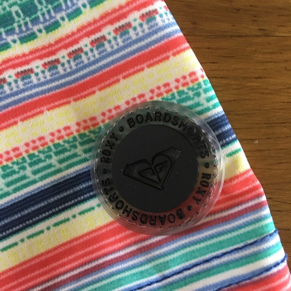 Roxy Board Shorts - Picture 2 of 4